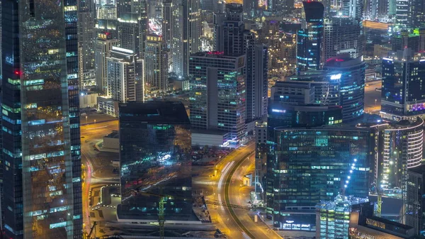 Panoramische luchtfoto van Business Bay Towers in Dubai Night timelapse. — Stockfoto