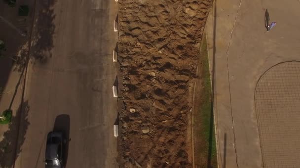 Straßensanierung mit Straßenbahnkreuzung, Baustelle — Stockvideo