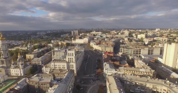 Rekonstrukce silnic s průsečíkem tramvajových kolejnic, staveniště — Stock video