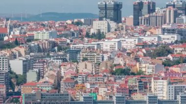 Lizbon Tarihi Merkezi 'nin Panoraması Tagus veya Tejo Nehri' nin güney kıyısından izlendi.