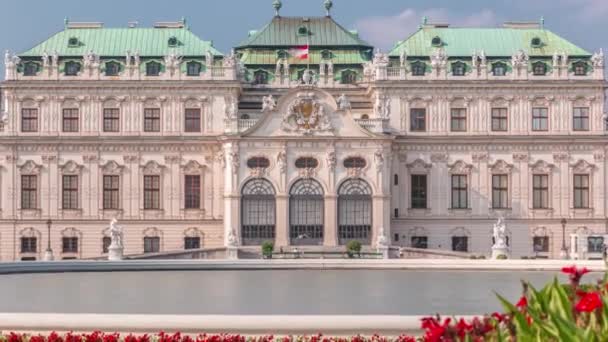 Belvedere palats med vacker blommig trädgård timelapse, Wien Österrike — Stockvideo