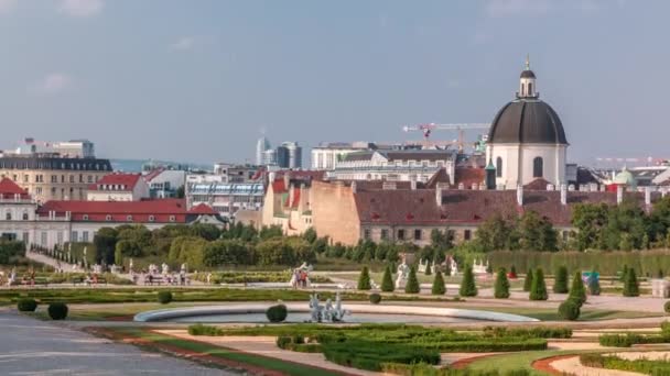 Palacio Belvedere con hermoso jardín floral timelapse, Viena Austria — Vídeo de stock