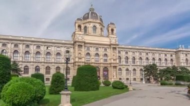 Avusturya 'nın Viyana kentindeki ünlü Naturhistorisches Müzesi' nin muhteşem manzarası.