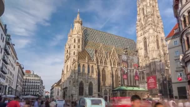 Catedral de San Esteban timelapse hyperlapse, la iglesia madre de la Arquidiócesis Católica Romana de Viena, Austria — Vídeos de Stock