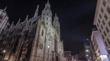 St. Stephens Katedrali gece zaman atlaması, Avusturya Viyana Katolik Başpiskoposluğu 'nun ana kilisesi.
