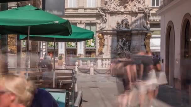 Ludzie chodzą w Graben St timelapse, Starego Miasta głównej ulicy Wiednia, Austria. — Wideo stockowe