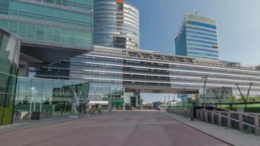 Donaustadt Tuna Şehri zaman atlaması, Avusturya, Viyana 'da gökdelenleri ve iş merkezleri olan modern bir bölge..