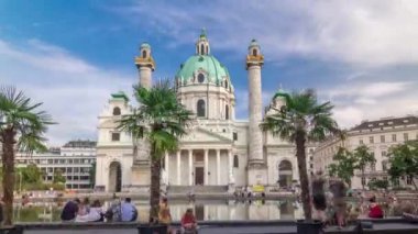 Avusturya, Viyana 'da Karlsplatz Meydanı' ndaki Karlskirche hiperhızlandırması.