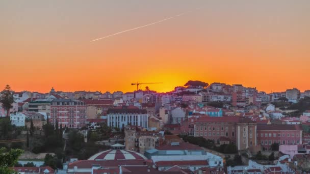 Sunrise over Lisbon aerial cityscape skyline timelapse from viewpoint of St. Peter of Alcantara, Portugal. — стокове відео