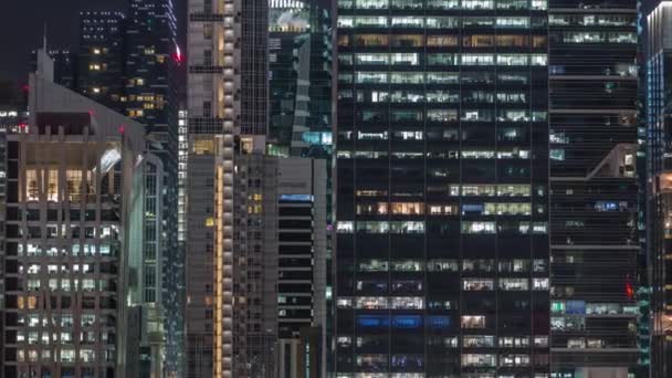 Εναέρια αστικό τοπίο της Σιγκαπούρης στο κέντρο της σύγχρονης αρχιτεκτονικής με ουρανοξύστες νύχτα timelapse — Αρχείο Βίντεο