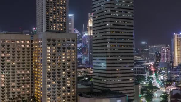 Ночная панорама с зоной Марина-Бей и небоскребами . — стоковое видео
