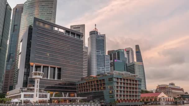 Business Financial Downtown City och skyskrapor Tower Building på Marina Bay dag till natt timelapse, Singapore — Stockvideo