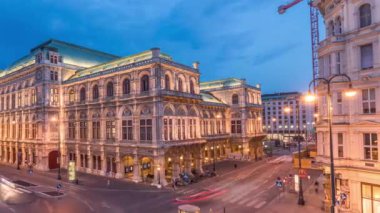 Avusturya, Viyana 'daki Wiener Staatsoper hava gününden geceye güzel bir manzara