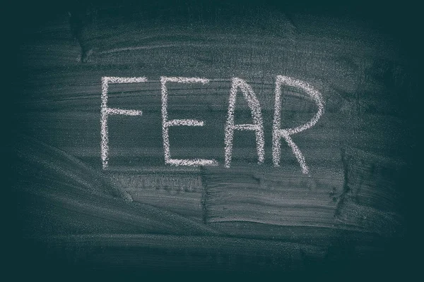 The word Fear on a blackboard — Stock Photo, Image