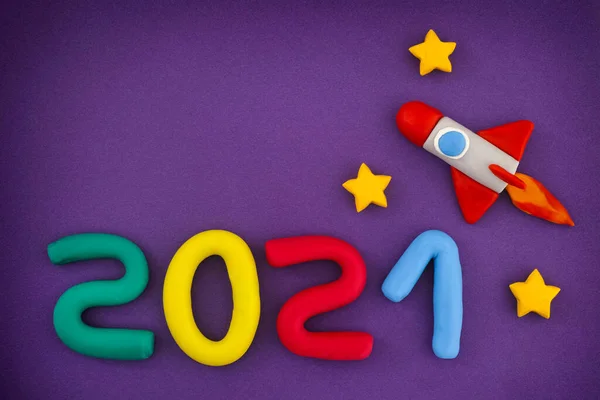 2021 Ano Novo Foguete Espacial Números São Feitos Barro Jogo — Fotografia de Stock