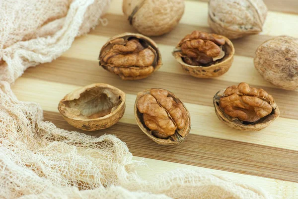 Organic Walnuts Wooden Table Close — Stock Photo, Image