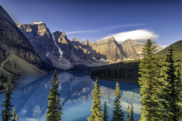 the Lake Moraine in Canada