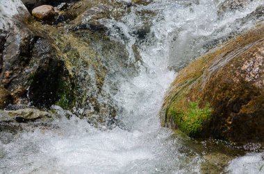 Cordoba Arjantin 'deki dağ nehri