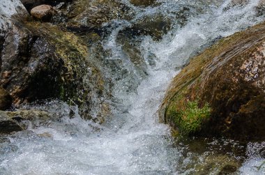 Cordoba Arjantin 'deki dağ nehri