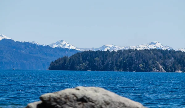 Nahuel Huapi Lake in its maximum splendor.