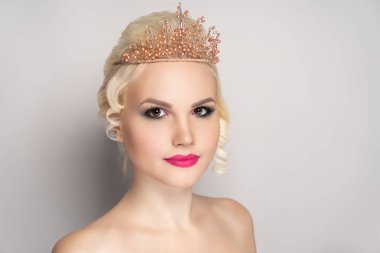 kadın mat pembe ruj