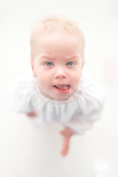 Aranyos kis gyerek, kék szeme — Stock Fotó