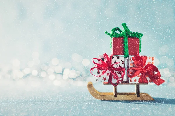 Hermosos Regalos Navidad Trineo Santas Maravillas Invierno Navidad Miniatura Tarjeta — Foto de Stock