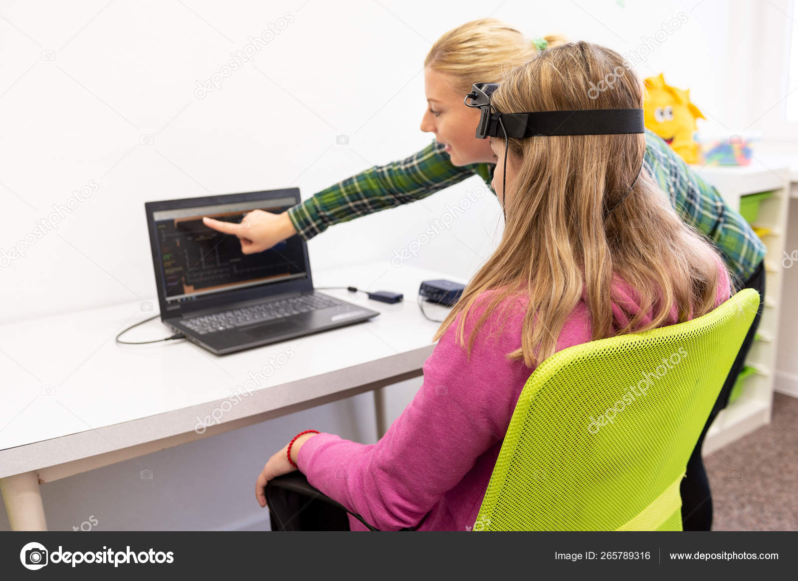 Young Teenage Girl Child Therapist Eeg Neurofeedback Session Electroencephalography Concept Stock Photo By Andreaobzerova 265789316