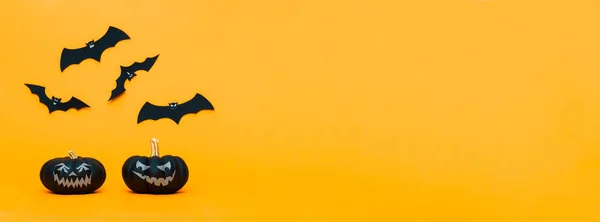 Upiorny Jack Halloween Latarnie Latające Nietoperze Żółtym Tle Baner Internetowy — Zdjęcie stockowe