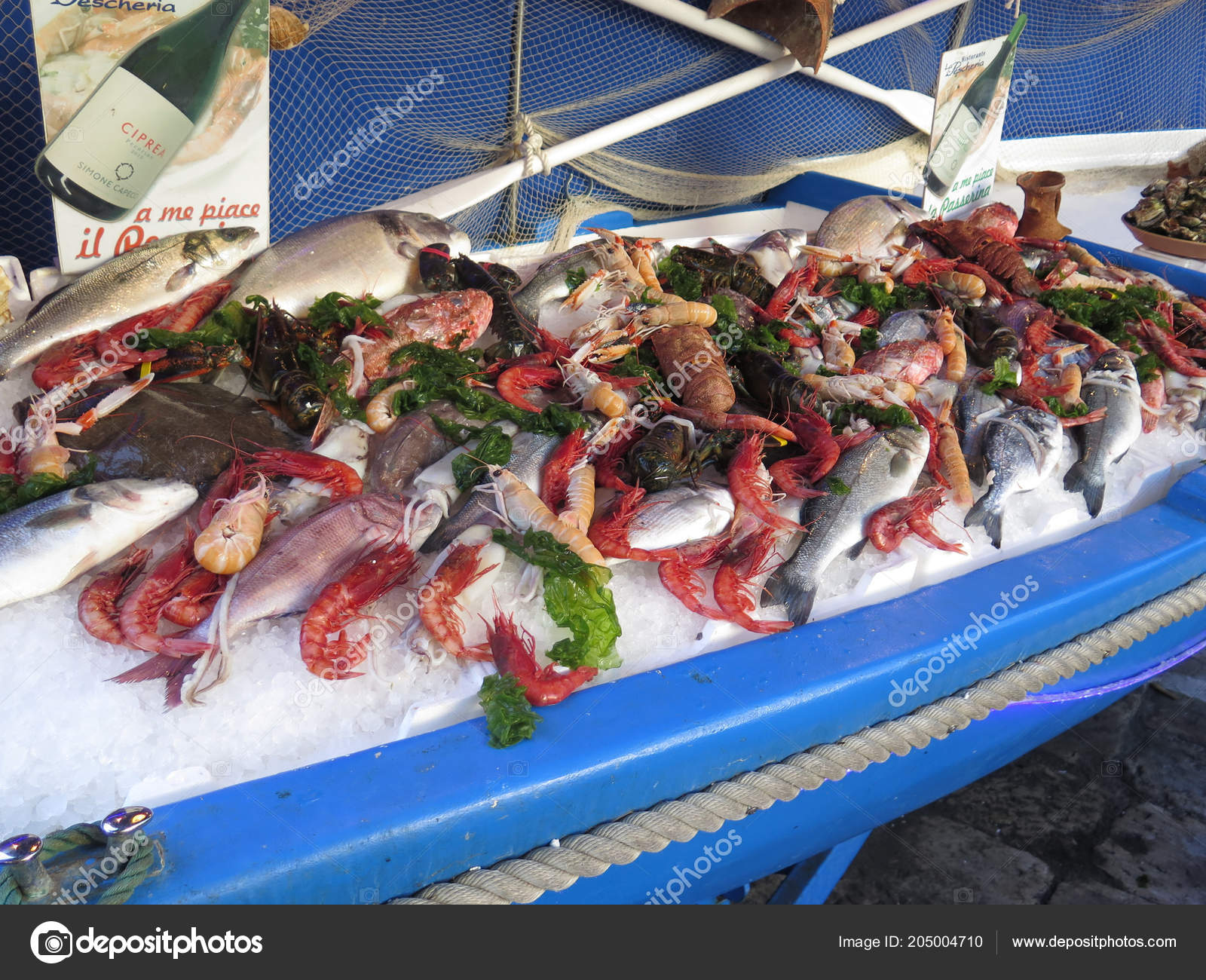 Gaeta Italia Ottobre 2017 Display Grande Pesce Fresco All Esterno
