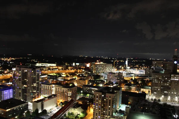 Nachtaufnahme Der Innenstadt Von Atlanta — Stockfoto