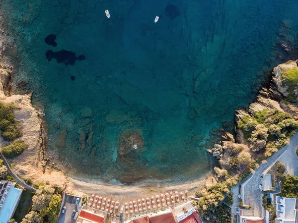 Foto aérea del dron de la hermosa playa de Mononaftis, Grecia —  Fotos de Stock