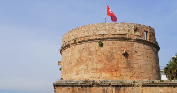 Torre Hidirlik en Antalya, Turquía — Vídeo de stock