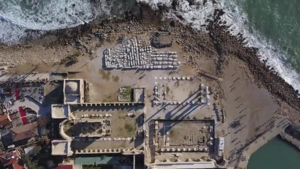 Съёмки с воздуха руин храма Аполлона в Сиде — стоковое видео