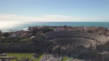 Antik Tiyatro hava görüntüleri. Side, Türkiye