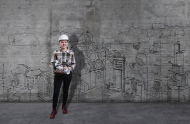 Kadın mühendisi inşaat planları tutuyor. Geliştirme kolaj