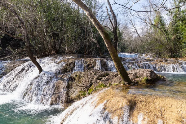 Kursunlu vízesések Antalya, Törökország. Szelalesi kurszunlu — Stock Fotó