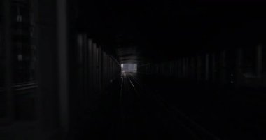 Dubai metrosu, yeraltındaki tramvay sürücüleri.