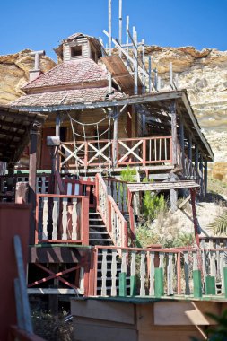 Geleneksel şehirde eski ev 