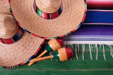 Meksika fiesta karnaval sombrero Marakas closeup üstten görünüm