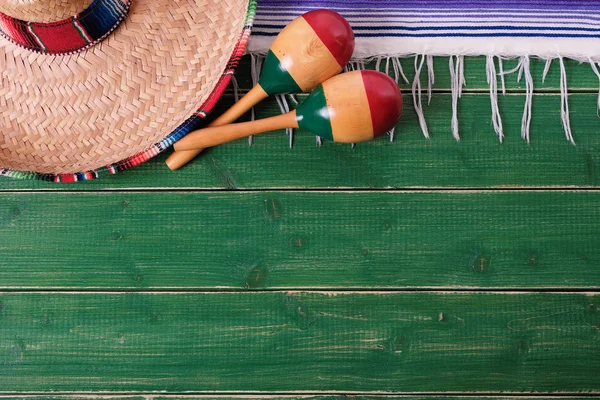 Mexiko Bakgrund Gränsen Mexikanska Sombrero Maracas Fiesta Gamla Gröna Trä — Stockfoto