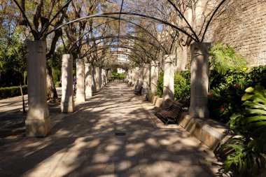 Palma Mallorca almudaina kings palace Bahçe kemer geçit passa