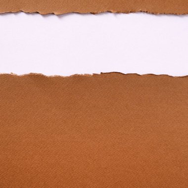 Yırtık kahverengi kağıt şerit üst kenarı üstbilgi arka plan çerçevesi
