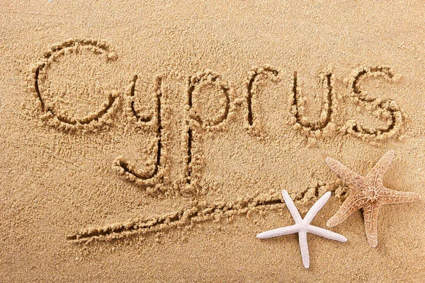 Κύπρος χειρόγραφη παραλία με άμμο μήνυμα — Φωτογραφία Αρχείου