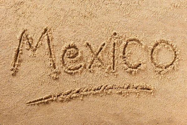 Mexiko Strand handgeschriebene Sandbotschaft — Stockfoto