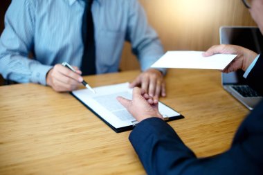 Patron beyaz top göndermek iş notu ateş