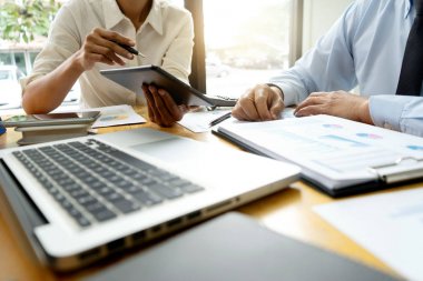 İş görüşmesi işadamı 