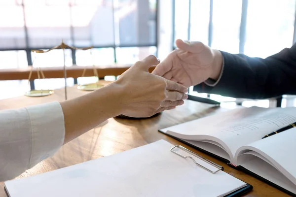 Lawyer or judge  with gavel and balance handshake with client — Stock Photo, Image