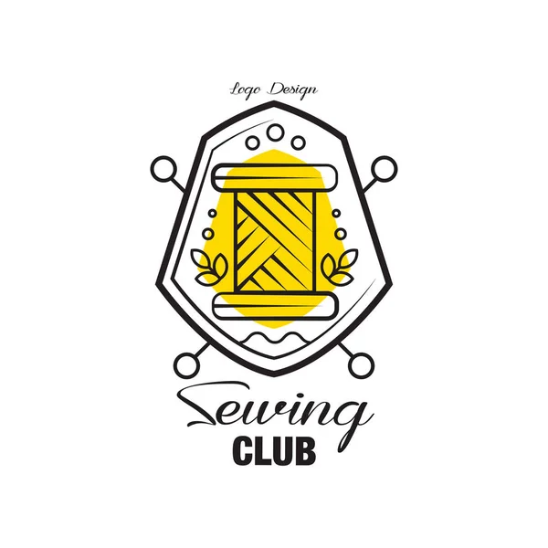 Desain logo klub jahit, lambang dengan perisai heraldik dapat digunakan untuk menjahit toko, merajut klub, atelier, menjahit lokakarya vektor Ilustrasi pada latar belakang putih - Stok Vektor