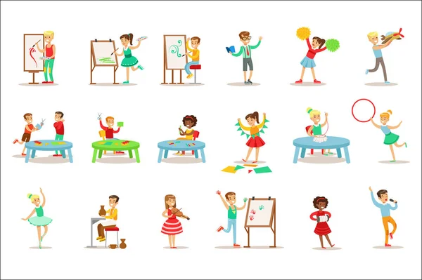 Crianças criativas praticando diferentes artes e ofícios na aula de arte e por si mesmos conjunto de crianças e criatividade ilustrações temáticas — Vetor de Stock